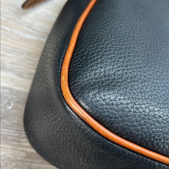 4302 Dooney & Bourke black brown leather crossbody - Picture 15 of 15